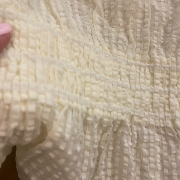 Anthropologie Mauve Smocked Sleeveless Feminine Sheer Cream Halter Top New M - Picture 8 of 11